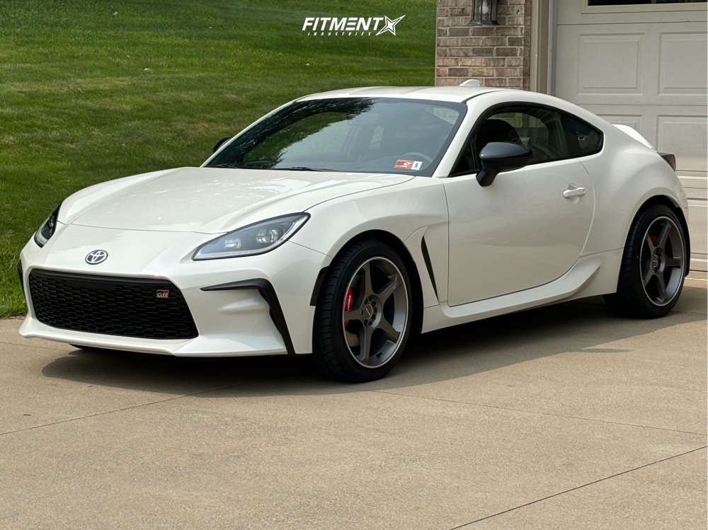 2025 Toyota GR86 Premium with 18x8.5 Motegi Mr159 and Nitto 235x40