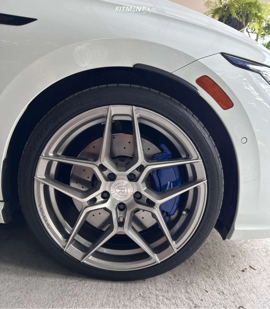 2024 Volkswagen Golf R Base with 19x8.5 Rohana Rfx11 and Hankook 235x35 ...