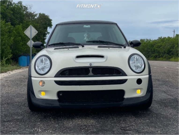 2005 Mini Cooper S with 17x8 AVID1 Av6 and Summit 205x45 on Stock ...