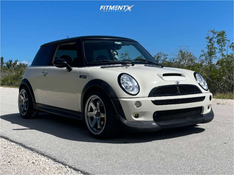 2005 Mini Cooper S with 17x8 AVID1 Av6 and Summit 205x45 on Stock ...