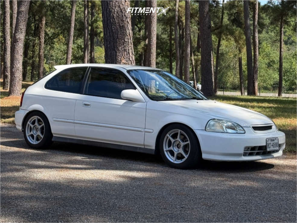 1998 Honda Civic DX with 15x7 Kosei K1 and Hankook 195x50 on