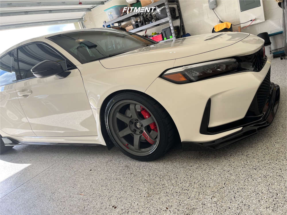 Type R Volk 2023 Honda Civic Type R with 18x9.5 Volk TE37SL and Falken 265x35 on ...