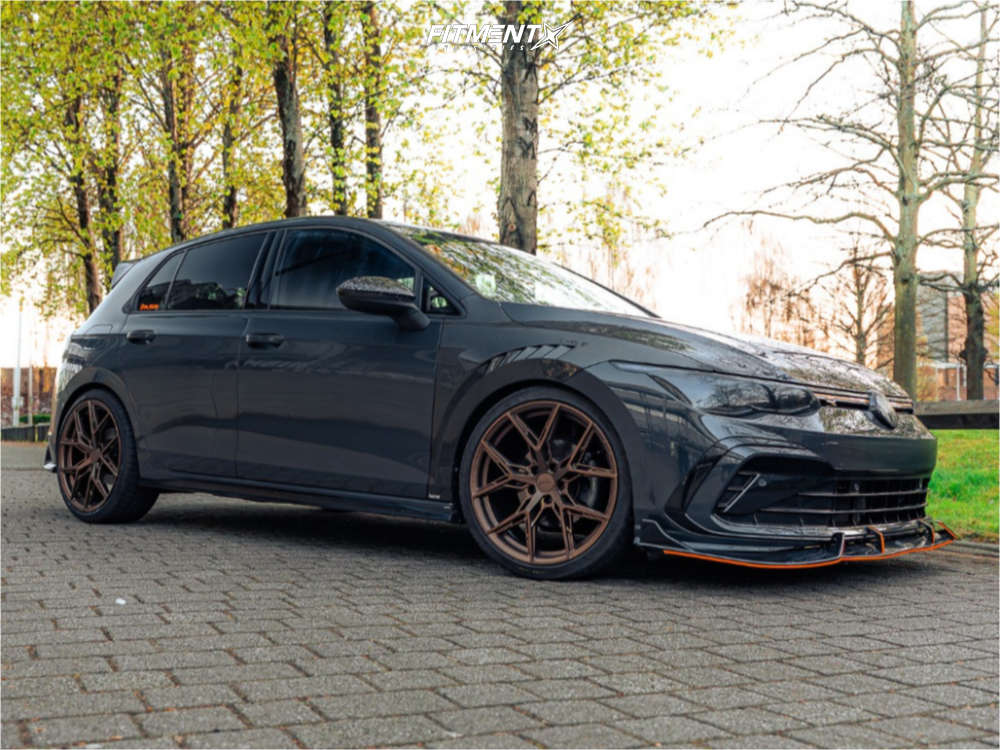 2020 Volkswagen Golf TSi with 19x8.5 VELOCITY WHEELS VF6 and Nankang ...