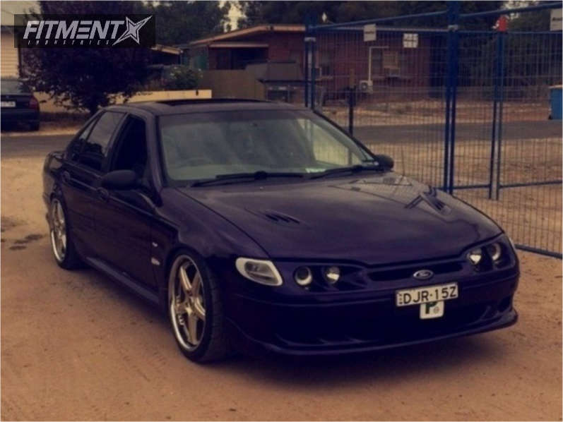 1997 Ford Falcon XR6 Base with 19x9.5 Vertini and Achilles 245x45 on ...