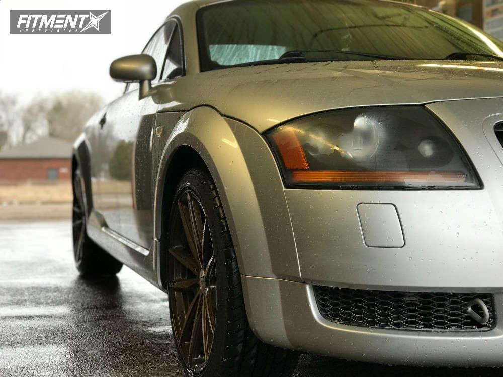 2001 Audi TT Quattro Base with 18x8 Neoz 5018 and Hankook 235x40