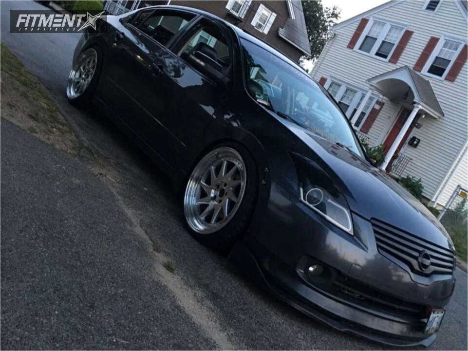 2008 Nissan Altima SL with 20x9.5 Zedd Slt and Achilles 225x35 on