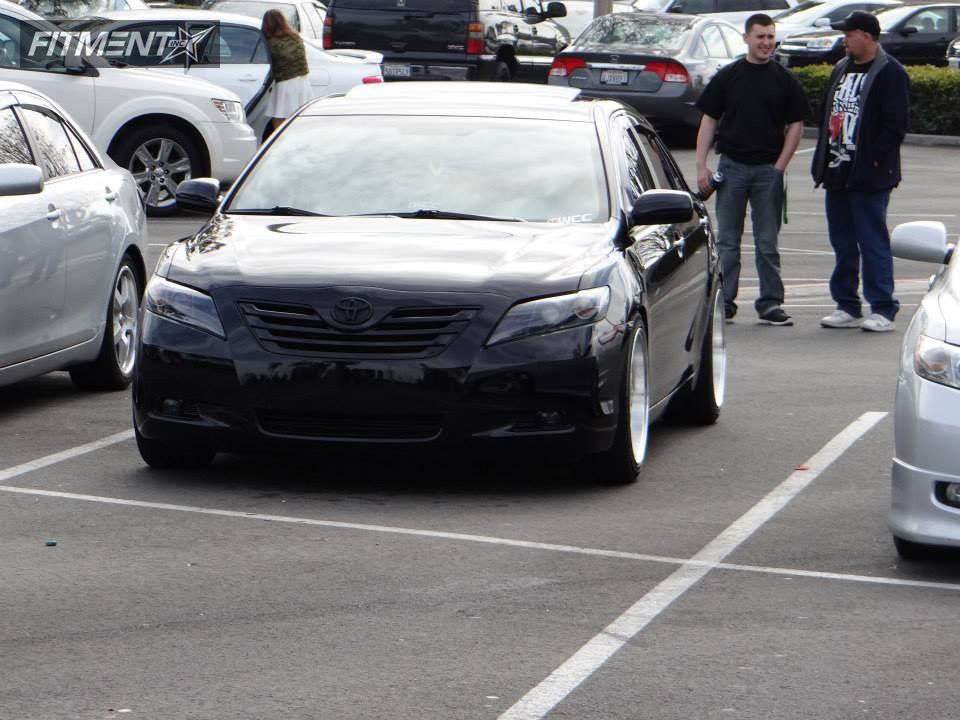 Share 93+ about 2009 toyota camry tires best in.daotaonec