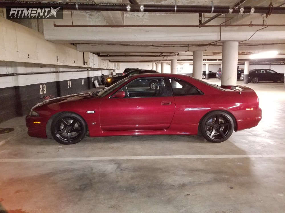 Skyline R33 Rims 1993 Nissan Skyline R33 with 17x8.25 XXR 535 and Accelera 215x45 on ...