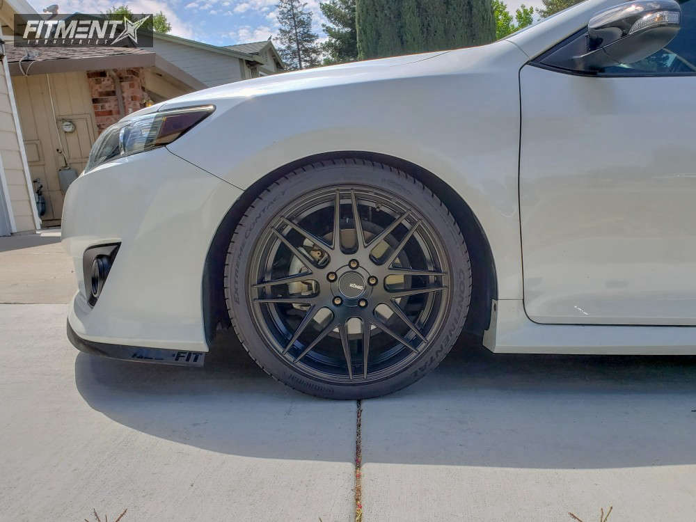 2014 Toyota Camry SE Sport with 19x8.5 Konig Integram and Continental ...