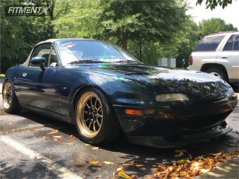 1994 Mazda MX-5 Miata with 15x7 XXR 557 and Toyo Tires 195x45 on
