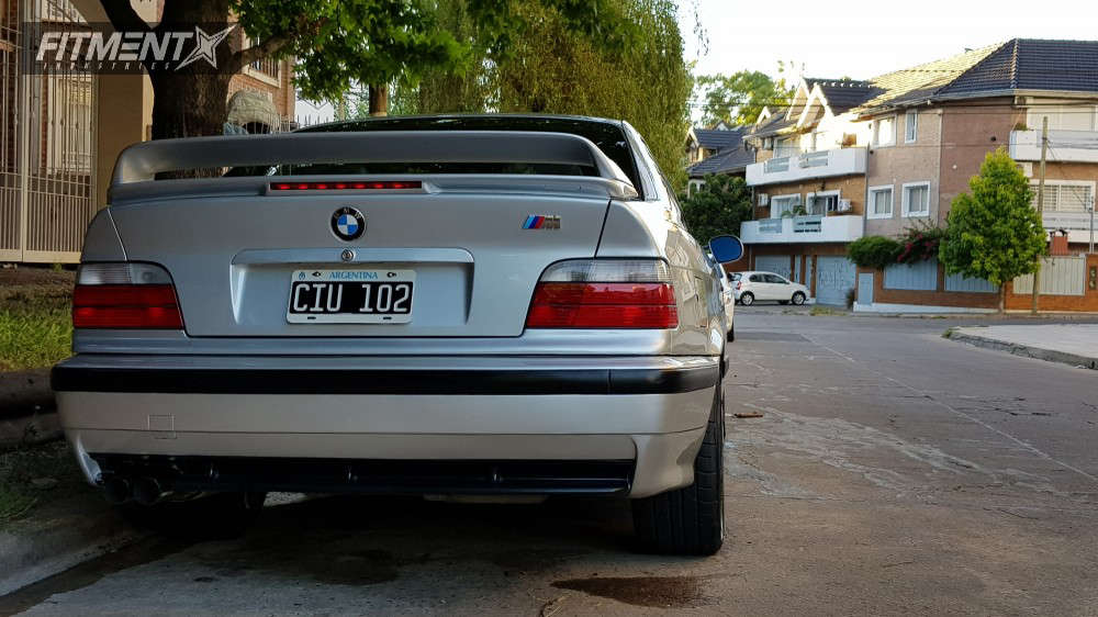 1998 BMW 328is with 17x7.5 BBS RC 041/042 and Dunlop 225x45 on Lowering ...