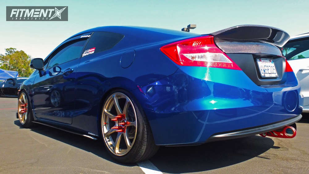 2012 Honda Civic Si with 18x9 MB Wheels Battle and Continental 225x40