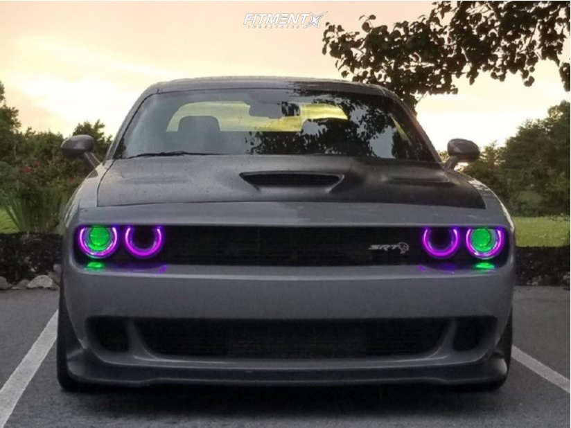 2017 Dodge Challenger SRT Hellcat with 20x9.5 Vossen Vws1 and Nitto ...