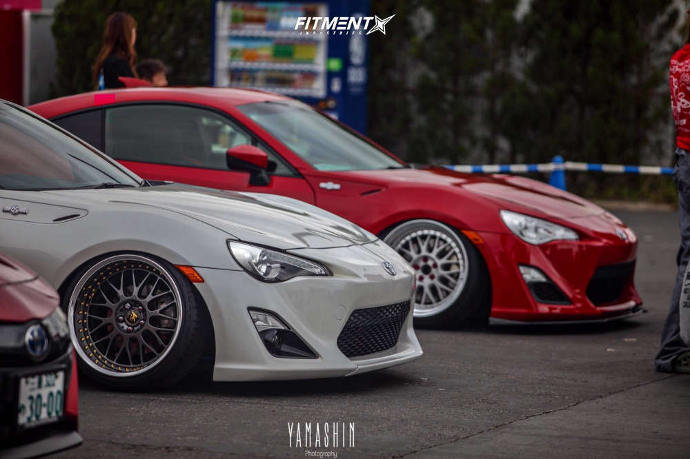 介川さん専用 アオシマ】MFゴースト No.1)片桐 夏向 ZN6 TOYOTA86 第1巻 小田原