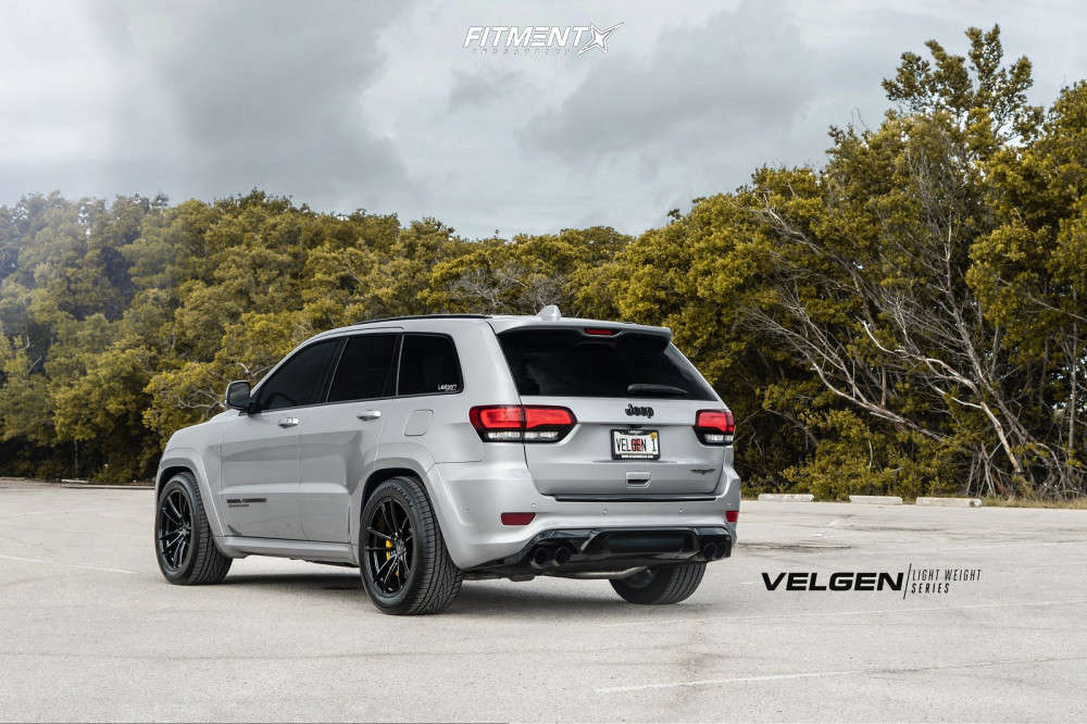 18 Jeep Grand Cherokee Trackhawk With x10 5 Velgen Vf5 And Continental 295x45 On Lowering Springs Fitment Industries 18 Jeep Grand Cherokee Trackhawk With x10 5 Velgen Vf5 And Continental 295x45 On Lowering Springs Fitment Industries