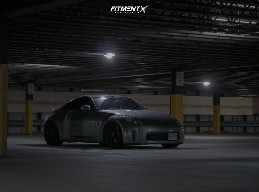 2006 Nissan 350Z Touring with 20x9 Rohana Rf2 and Achilles 255x30 on ...