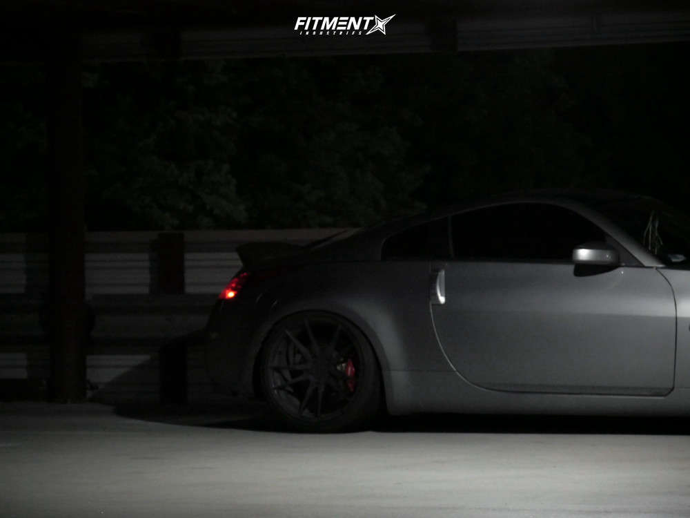 2006 Nissan 350Z Touring with 20x9 Rohana Rf2 and Achilles 255x30 on ...