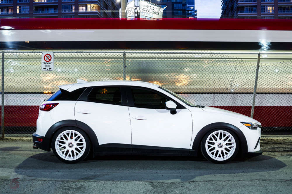 2016 Mazda CX-3 GX with 19x8.5 Rotiform Rse and Nexen 225x40 on ...