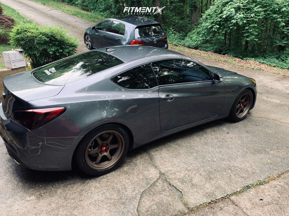 2016 Hyundai Genesis Coupe 3.8 with 18x8.5 Aodhan Ah08 and