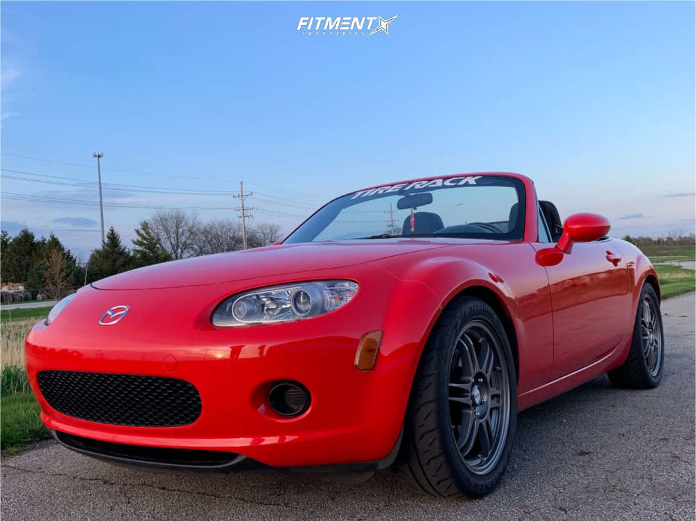 2007 Mazda MX-5 Miata SV with 17x9 Kosei K1 and Bridgestone 225x45 on