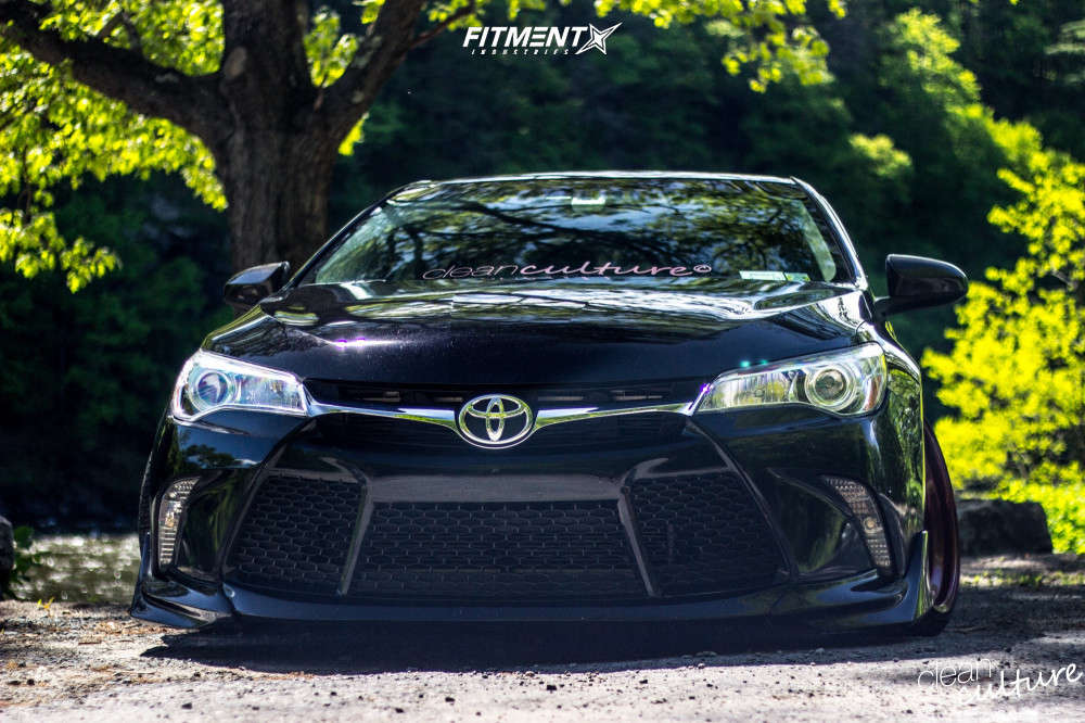 2017 Toyota Camry LE with 18x10.5 CCW Lm5t and Hankook 225x40 on ...