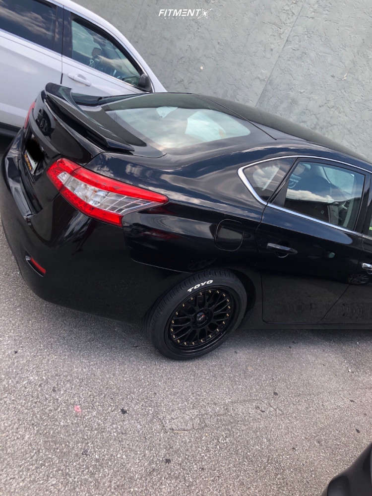 2014 Nissan Sentra Tires