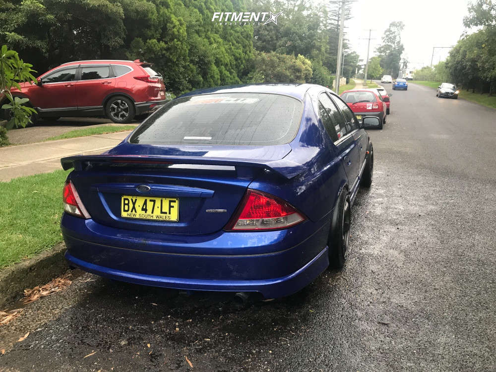 Xr6 Rims 2002 Ford Falcon XR6 Base with 17x9 Rota Grid and Hankook 235x45 on ...