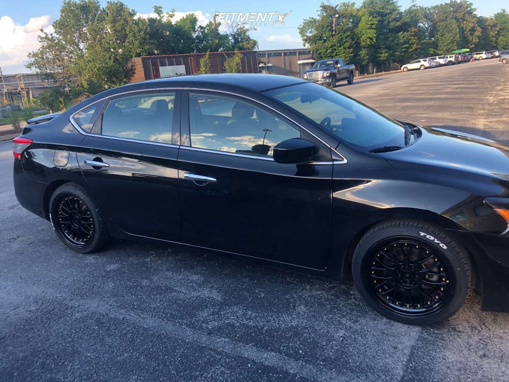 2014 Nissan Sentra Tires