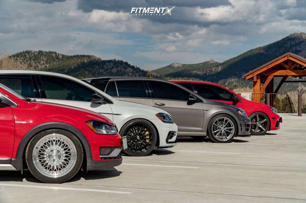 2017 Volkswagen Golf Alltrack S with 18x9 Avant Garde M220 and Kumho