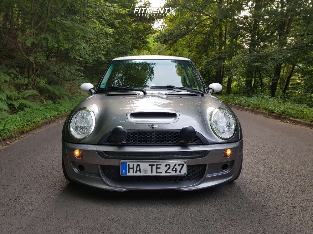 2005 Mini Cooper S with 18x7 OZ Racing Superturismo WRC and Nexen ...