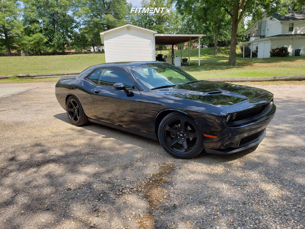 2018 Dodge Challenger SXT with 20x9 Voxx Replicas and General