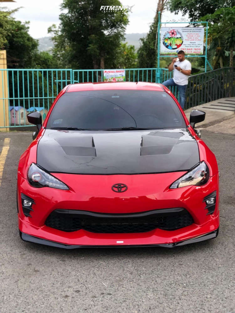 月刊Popteen438～468(×462.467)2017.4～2019.10 Amazon.com: Hot Wheels '96 Nissan 180SX Type X 2/6, red : Toys & Games