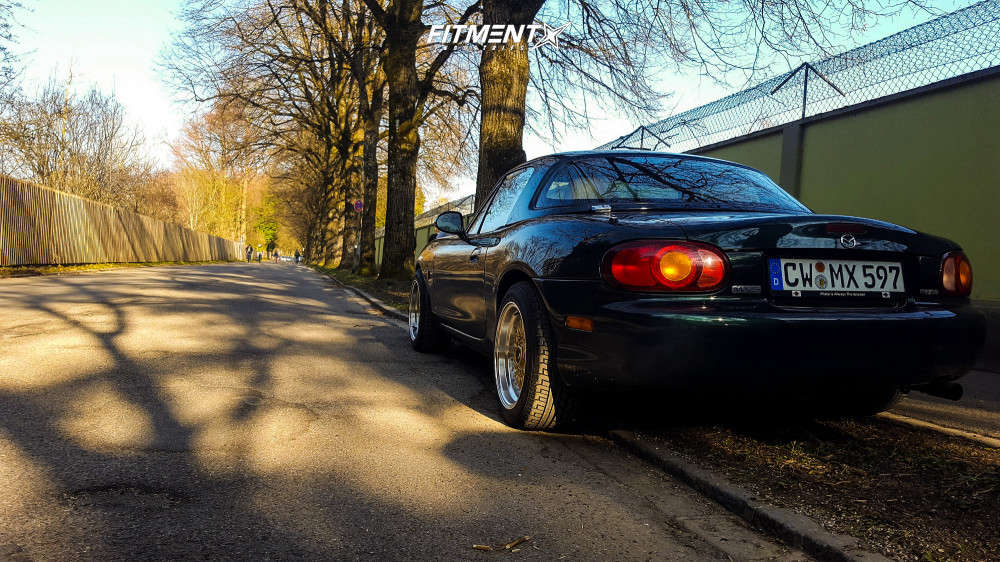 2000 Mazda MX-5 Miata Base with 15x8 Japan Racing Jr9 and Pirelli