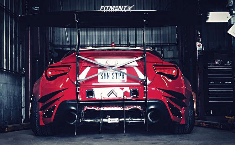 2013 Toyota 86 Base with 18x10.5 Aodhan Ds03 and Ohtsu 225x40 on