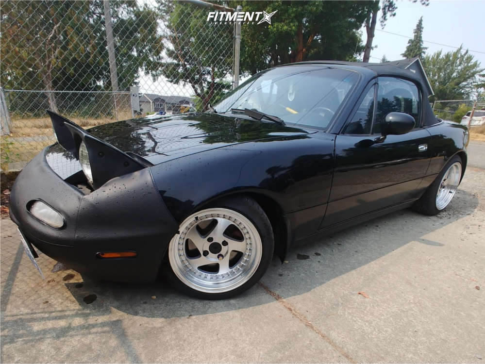 1995 Mazda MX-5 Miata Base with 15x8 AVID1 AV19 and Toyo Tires