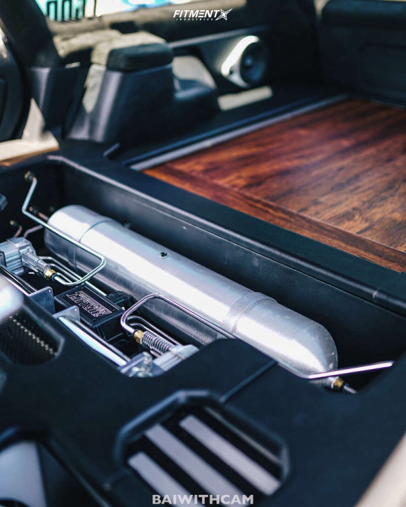 1998 Subaru Legacy Outback with 18x11 WatercooledIND Cc10 and Federal