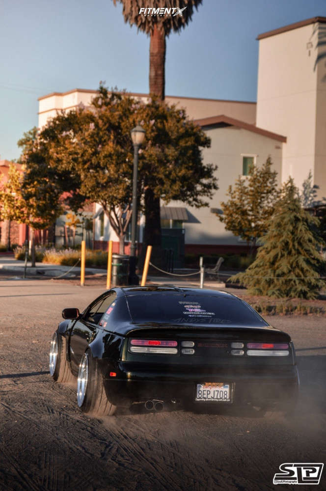 1991 Nissan 300ZX Base with 18x11 GMR Vss-1 and Federal 225x35 on