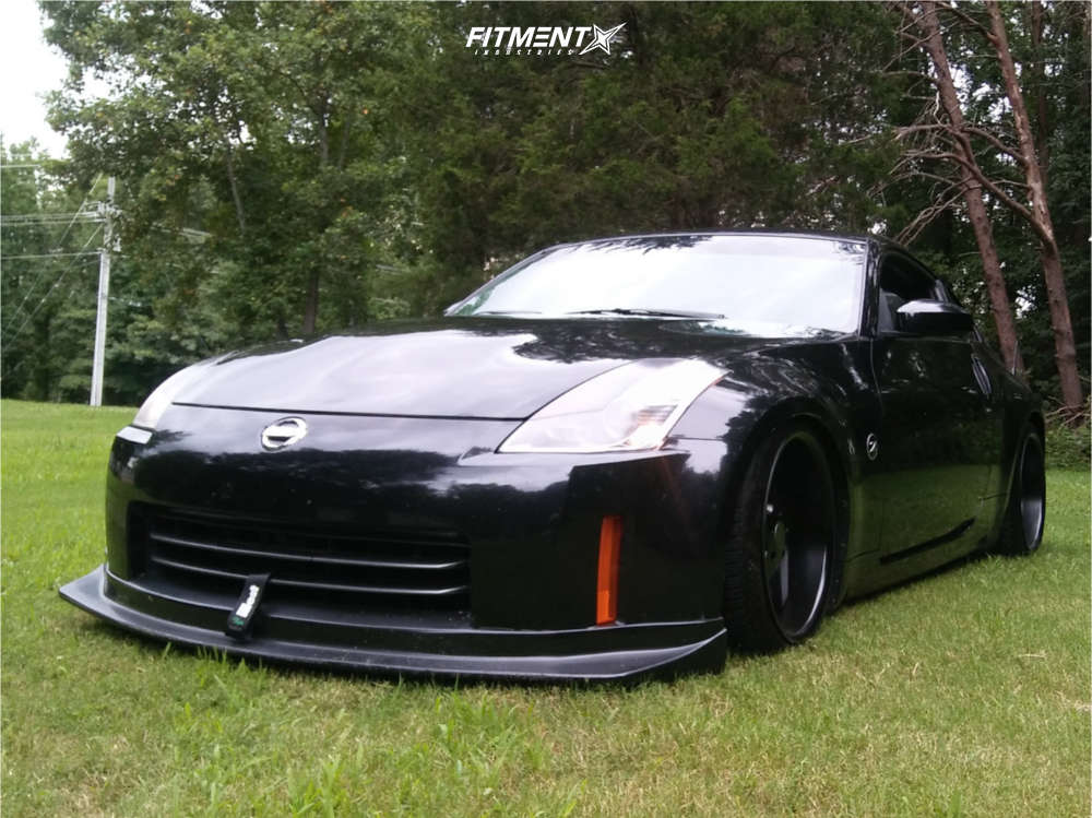 2008 Nissan 350Z Base with 18x10.5 XXR 968 and Nankang 255x35 on
