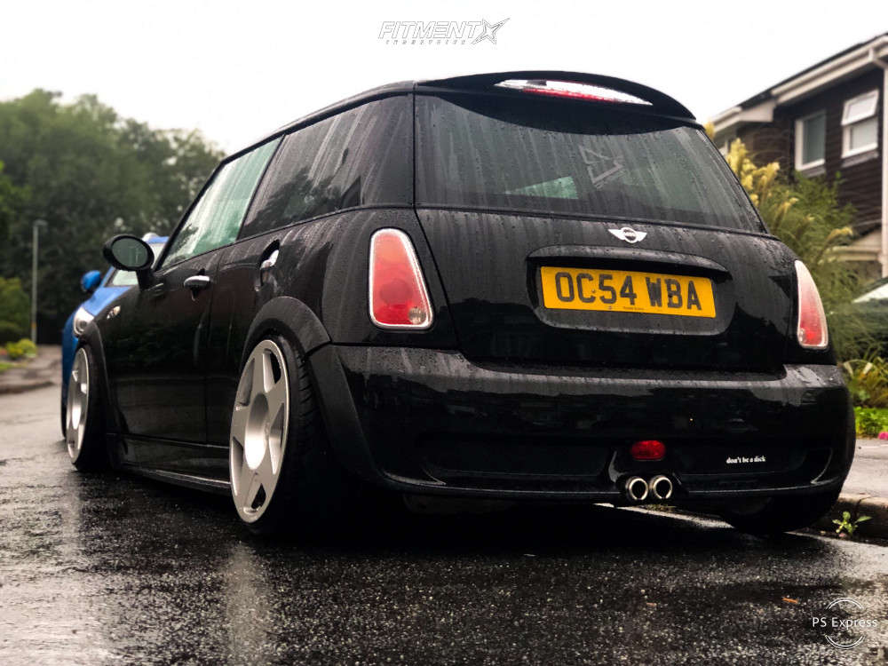 2005 Mini Cooper S with 17x8 Fifteen52 Tarmac and Nankang 185x35 on ...