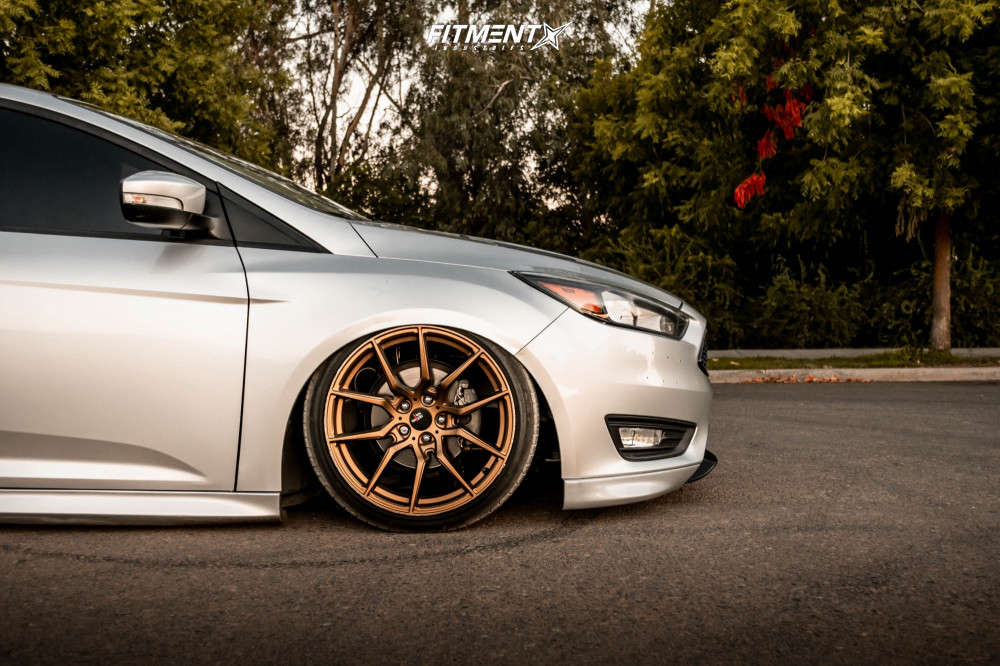 Option Lab Rims R716 Focus 2016 Ford Focus SE with 18x9.5 Option Lab R716 and Sailun 225x40 on Air ...