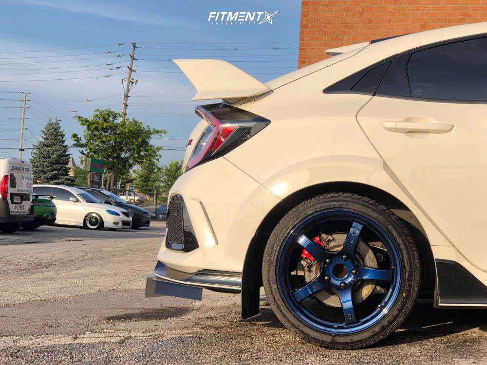 2017 Honda Civic Type R with 18x9.5 Volk Gramlights and Antares 265x35 ...