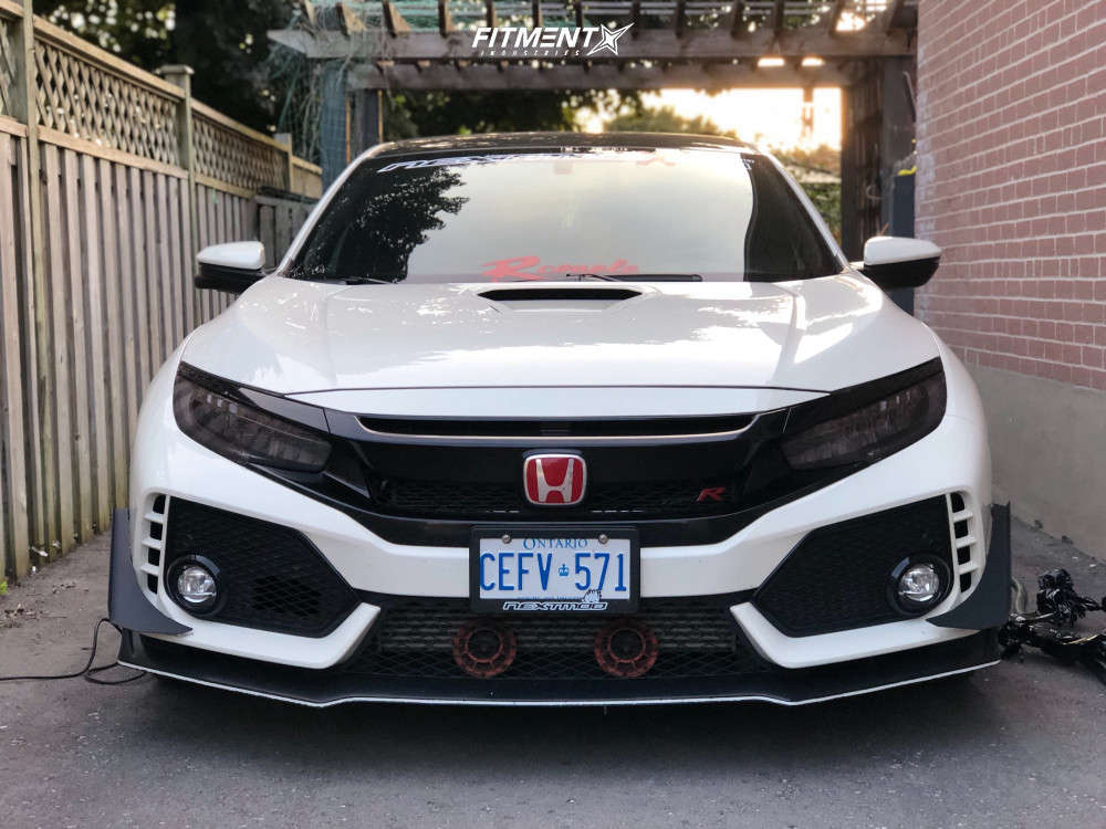 2017 Honda Civic Type R with 18x9.5 Volk Gramlights and Antares 265x35 ...