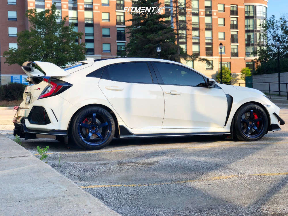 2017 Honda Civic Type R with 18x9.5 Volk Gramlights and Antares 265x35 ...
