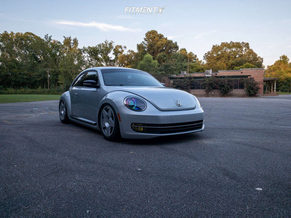beetle 2012 Volkswagen Beetle Turbo with 18x8.5 Fifteen52 Tarmac and
