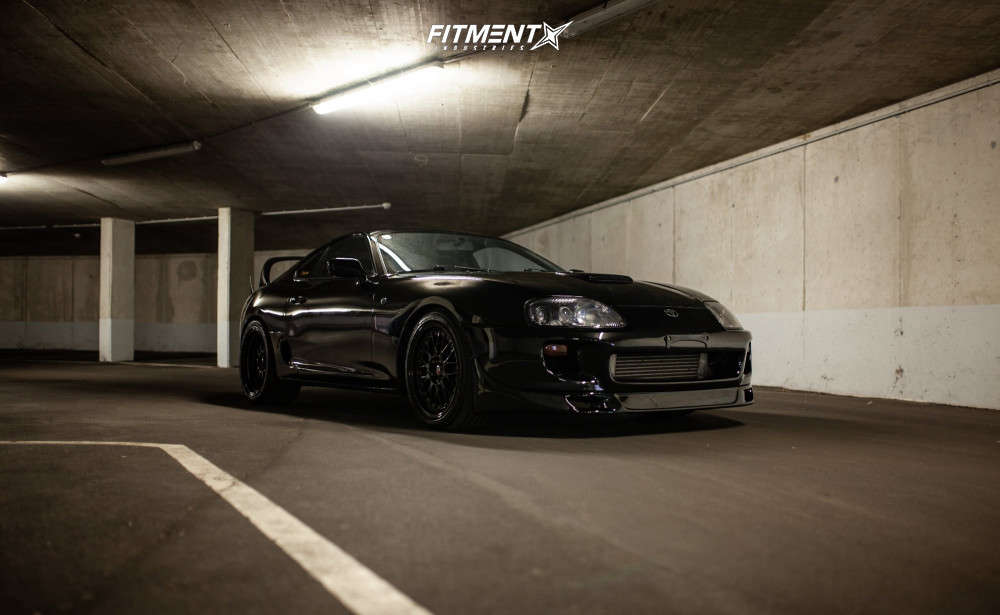 1993 Toyota Supra Base with 18x8.5 XXR 521 and Federal 225x35 on