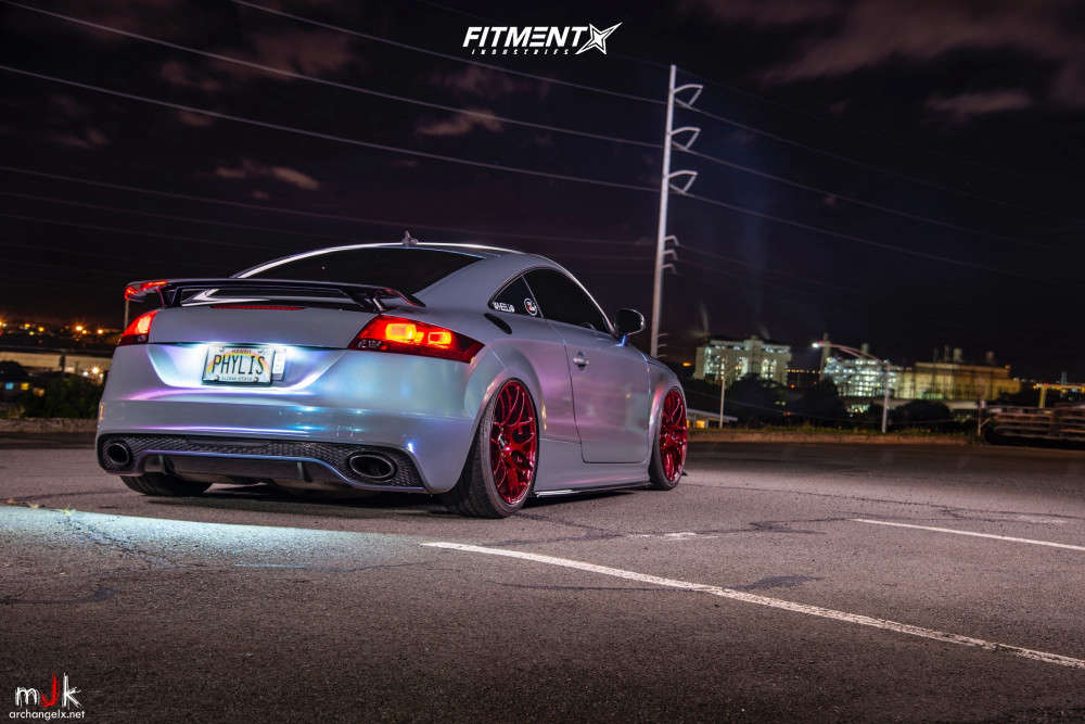 2012 Audi TT Quattro RS with 19x9.5 VMR V710ff and Bridgestone 245x35