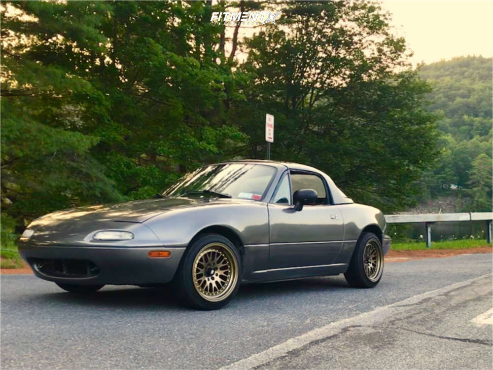 1996 Mazda MX-5 Miata Base with 15x8 MST Mt10 and Toyo Tires