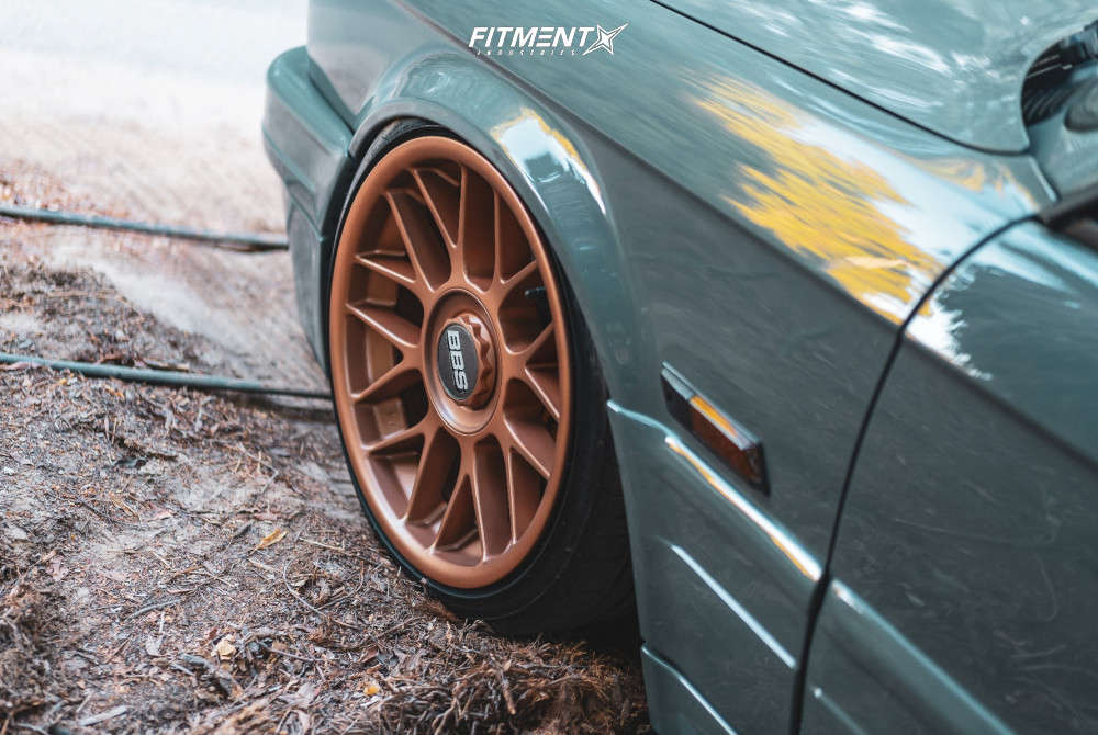 1990 BMW 325i Base with 17x8 BBS Rc and Nexen 195x40 on Air Suspension ...