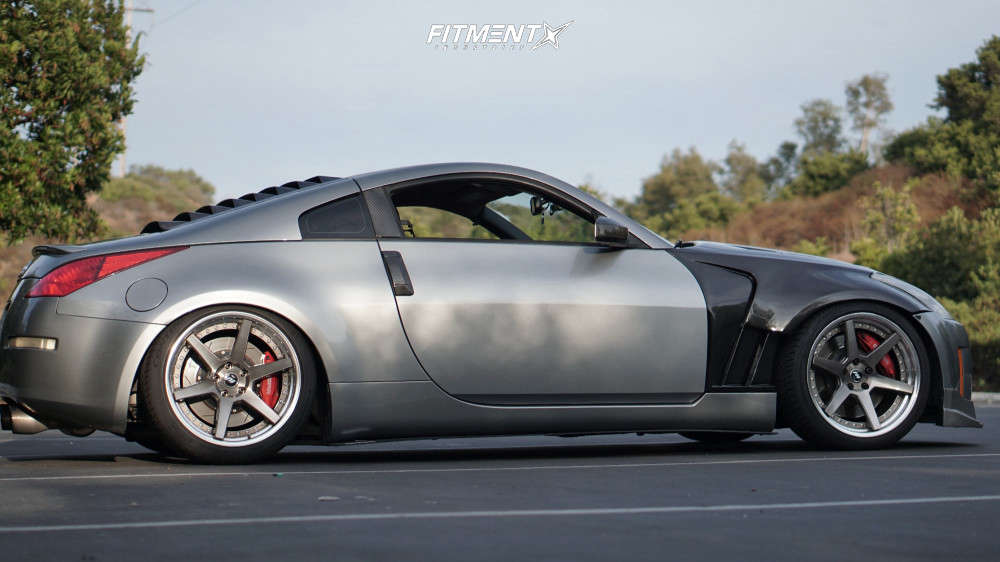 2004 Nissan 350Z Touring with 19x9.5 Work Zeast St1 and