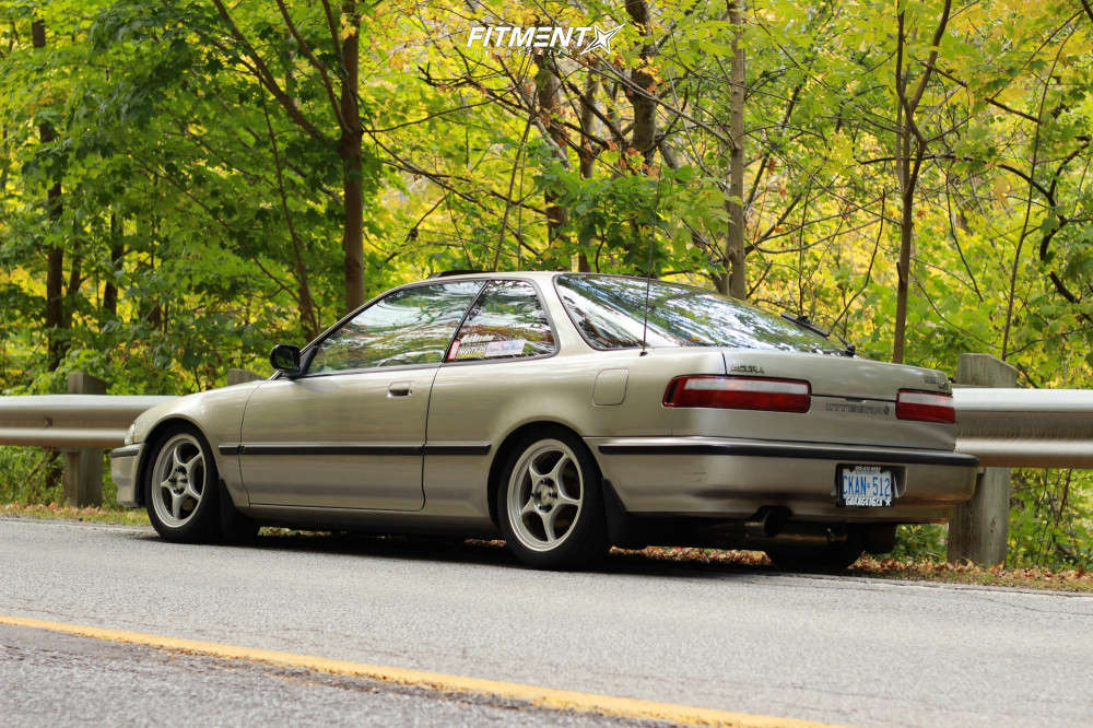 1990 Acura Integra LS with 16x7 Enkei Rp01 and Continental 205x50 on ...